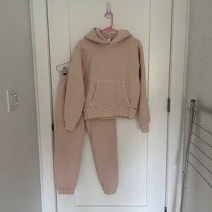 Aritzia-TNA Pink Sweatsuit Set